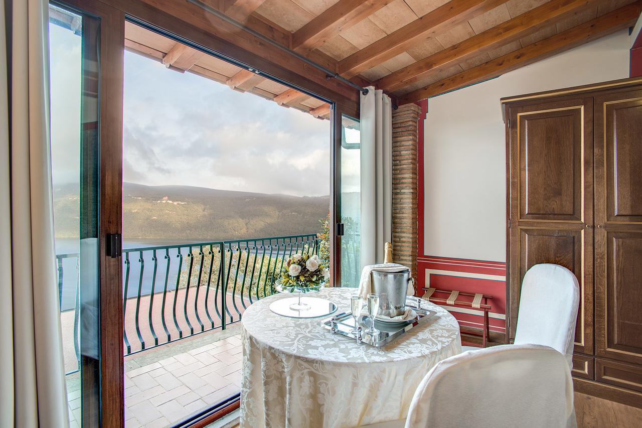Hotel Castel Vecchio Castel Gandolfo Exterior photo