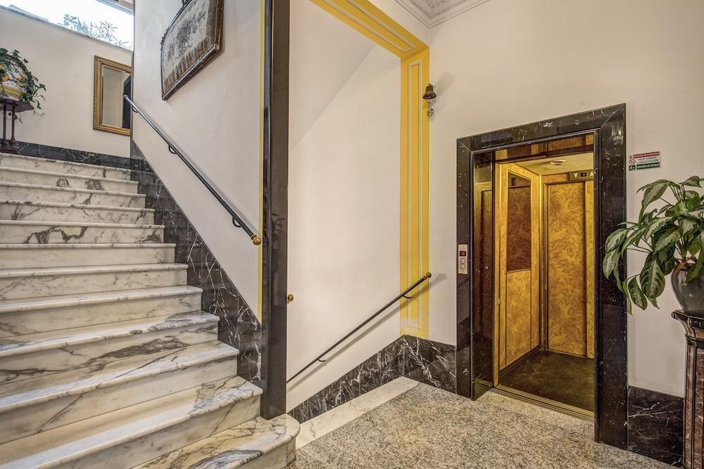 Hotel Castel Vecchio Castel Gandolfo Exterior photo